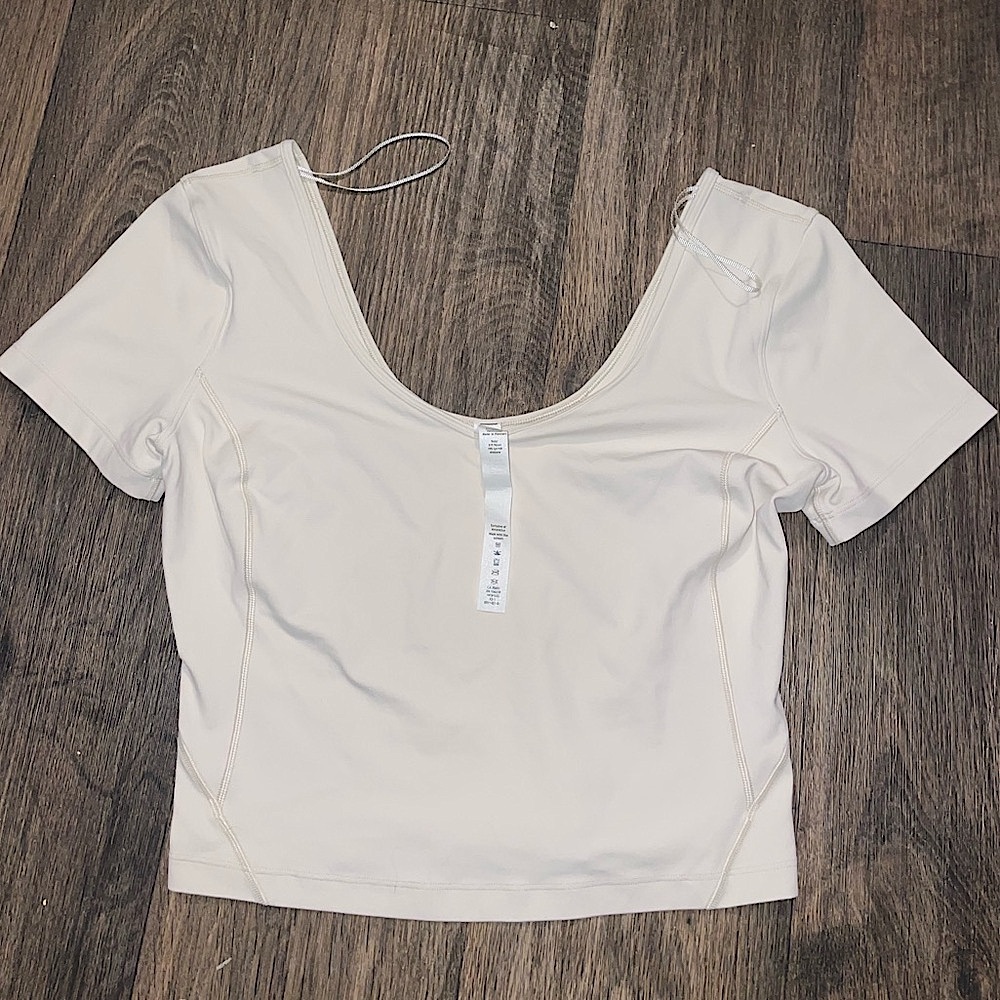 Lululemon Athletica White Opal Women's Size 6 Align Crop Short Sleeve Top